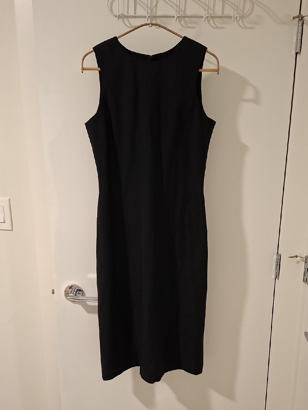 Esprit Vintage 90's Ultra Fine Black Wool Summer Sheath/Column Dress (Size US 8)